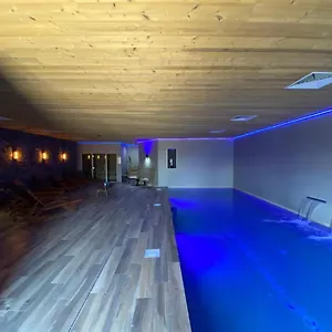 https://what-else-hotel.hotels-rhonealpes.com