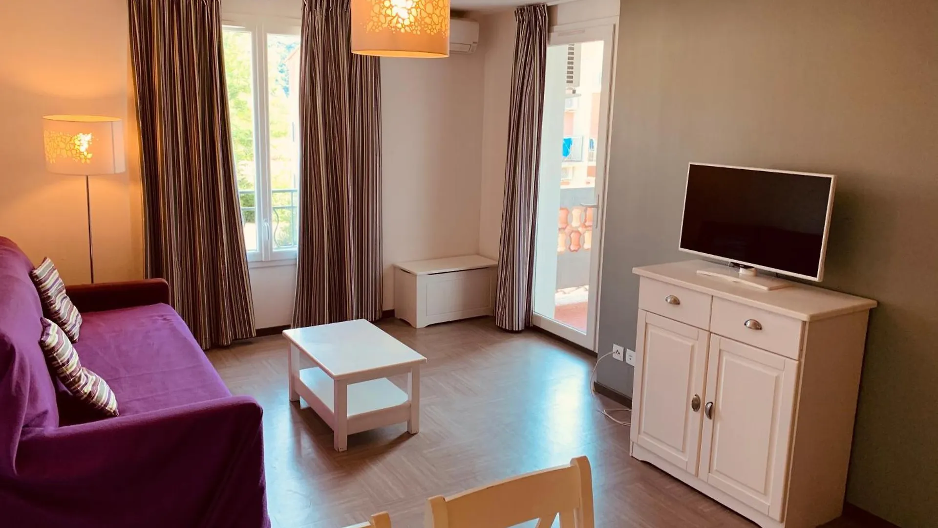Terres De France - Residence Cote Provence Greoux-les-Bains 0*,  France