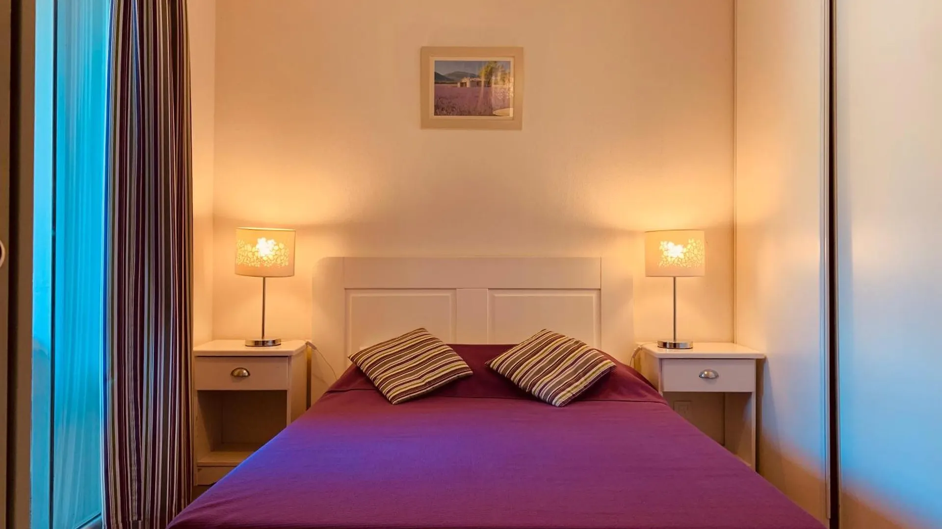 Holiday park Terres De France - Residence Cote Provence Greoux-les-Bains France