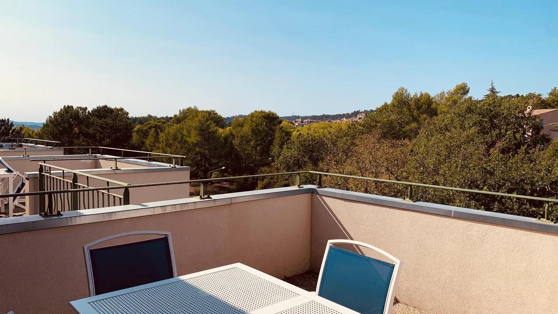 Terres De France - Residence Cote Provence Greoux-les-Bains